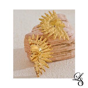 ✨🪶New 18K Gold Tribal-Inspired Headdress Stud Earrings 🪶✨